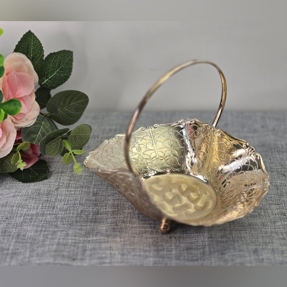 Vintage QUIST West Germany‎ Silverplate Tarnish Resistant Basket Moveable Handle